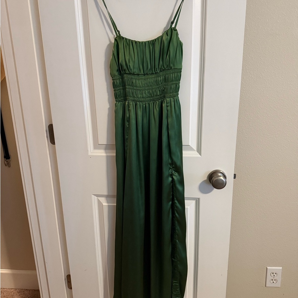 Abercrombie & Fitch Satin Green Maxi Dress - Picture 4 of 4